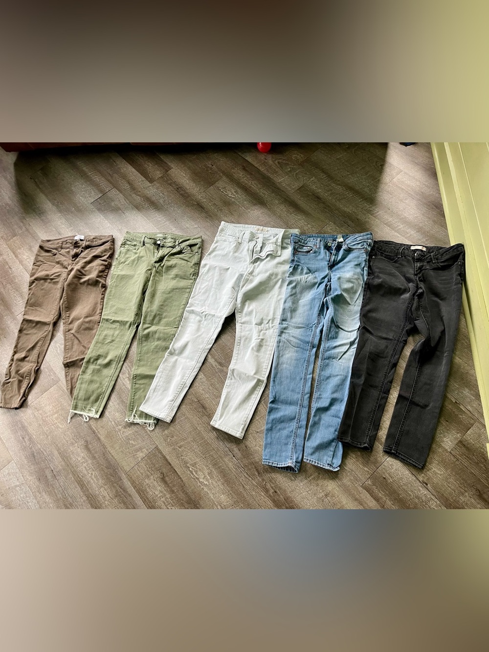Women’s skinny jean bundle - White, Light Blue, light & dark Olive, Black